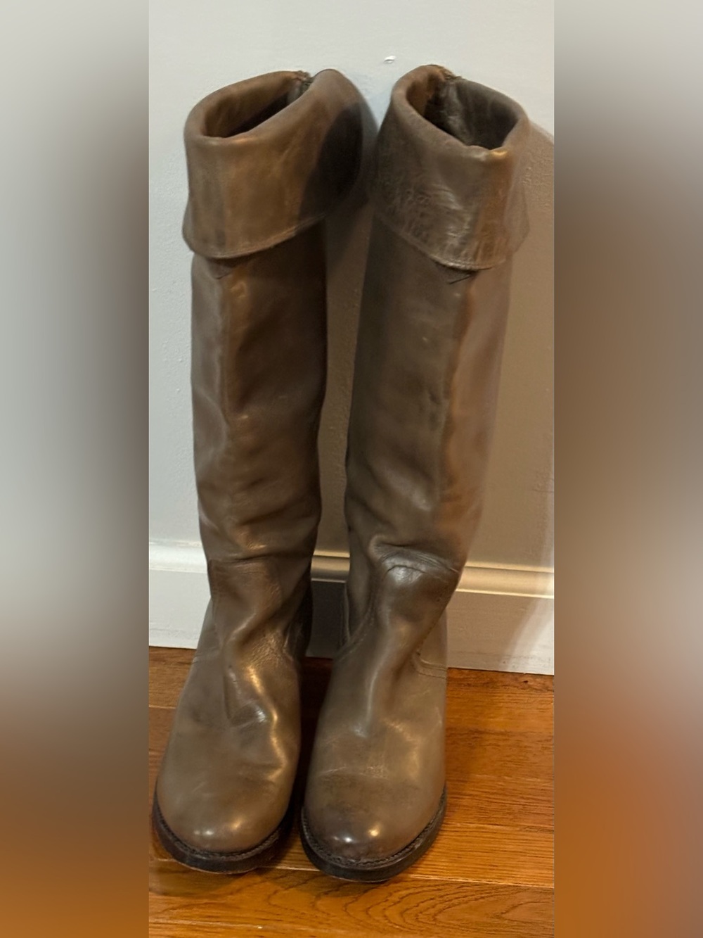 Frye Jane Tall Cuff Knee Med Heeled Boots Women's Sz 9 B Taupe Distressed Mexico